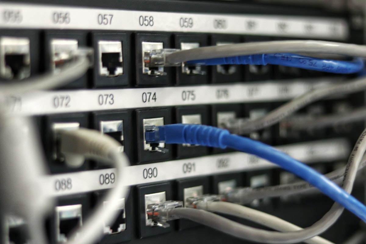 Server infrastructure for private cloud file sharing